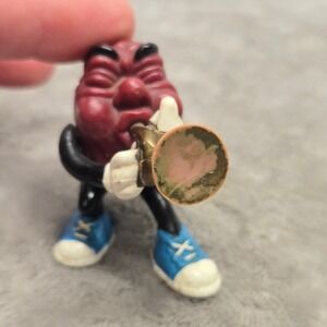 Vintage 1988 California Raisins Trumpet Player PVC Figure Blue Shoes 2 Inch